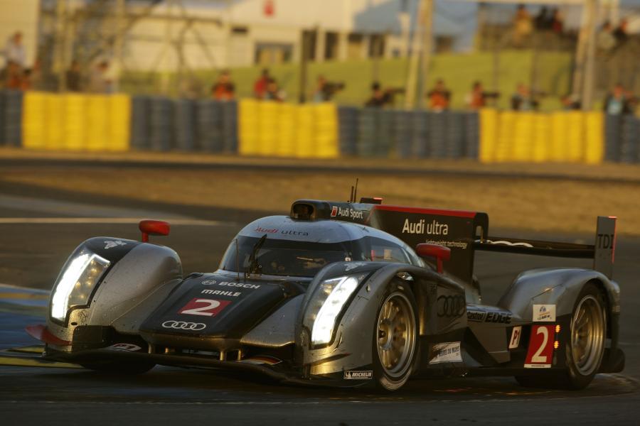  Audi R18 TDI Ultra Le Mans 24hr 2011 года  (фото 28 из 108)